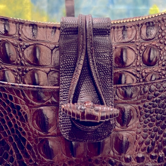 EUC Vintage Brahmin With Free Heels & Free Jewelry 2Rings 1Chain 1Earrings - Picture 9 of 17